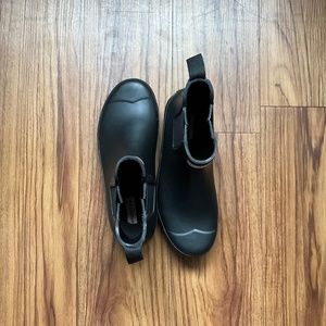 Hunter Ankle Boots Size 9